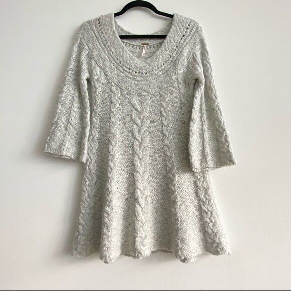 Free People Light  Grey Cable Knit Sweater Wool Blend Dress xSmall - Picture 1 of 8